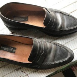 Kenneth Cole Black penny loafers, size 10